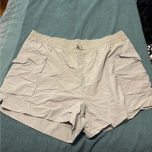 Women's Old Navy Cargo Shorts